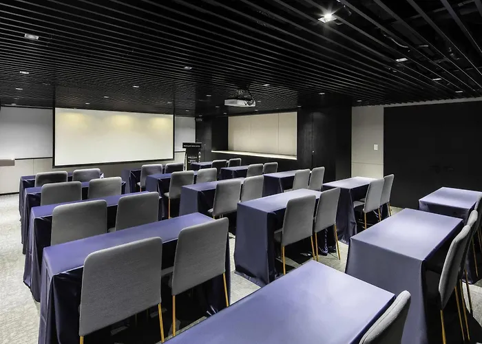 Mercure Ambassador Hongdae Hotel 4*