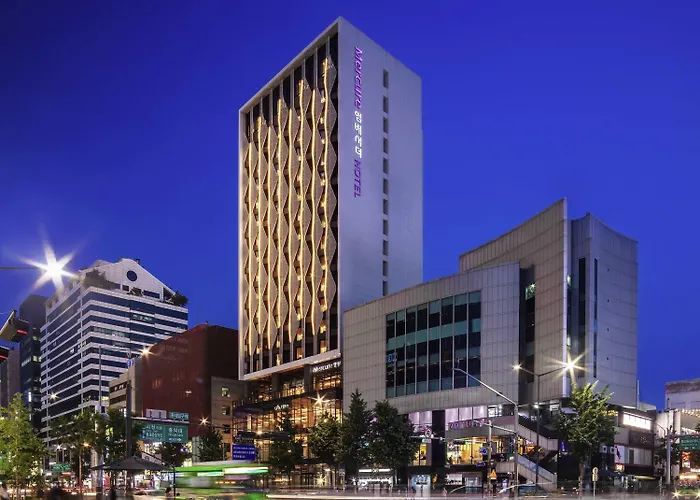 Mercure Ambassador Hongdae 4*