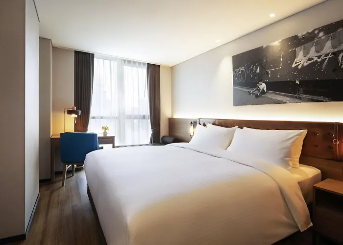 Mercure Ambassador Hongdae Otel
